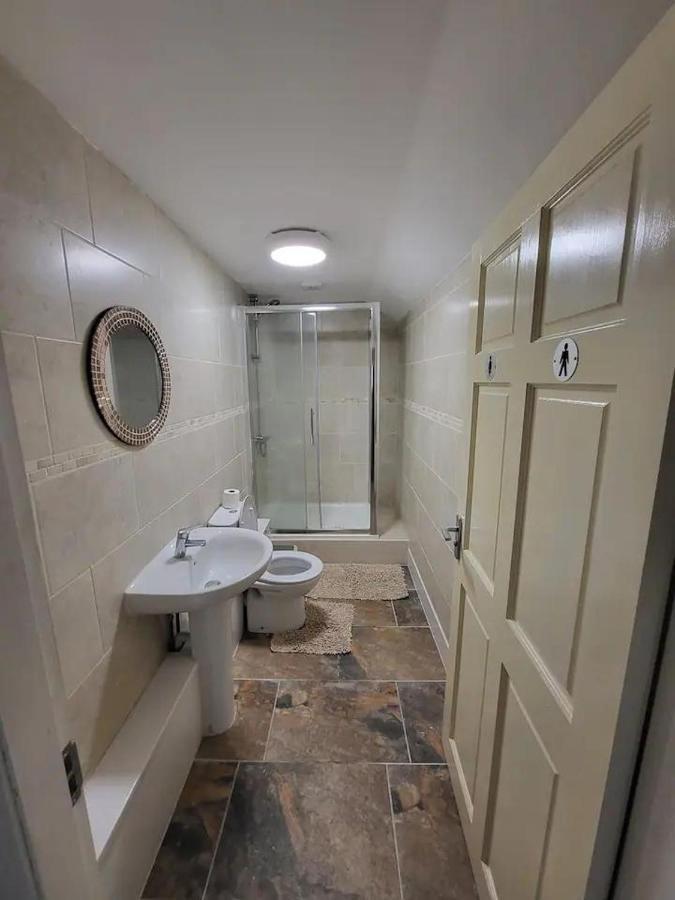Dublin Packet - Single Room 3 Holyhead Exterior foto